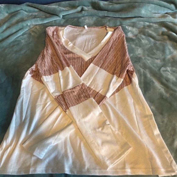 NWOT SHEIN top. White and brown. Size 3XL. - Picture 3 of 8